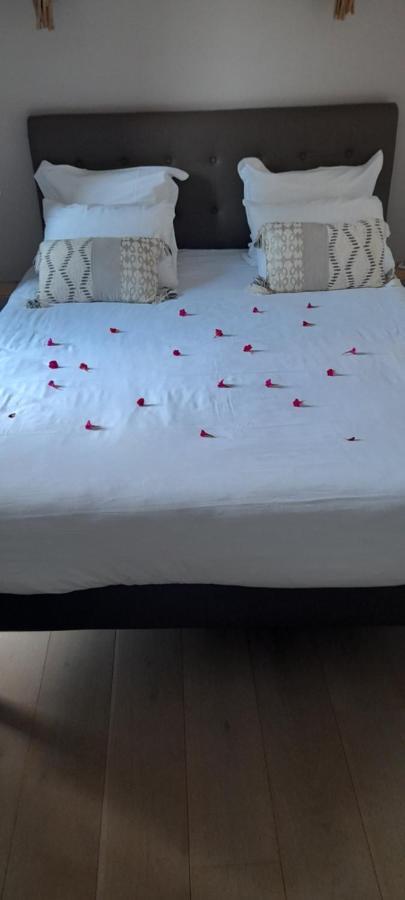 Logis Hotel De La Plage La Cotinière Eksteriør billede