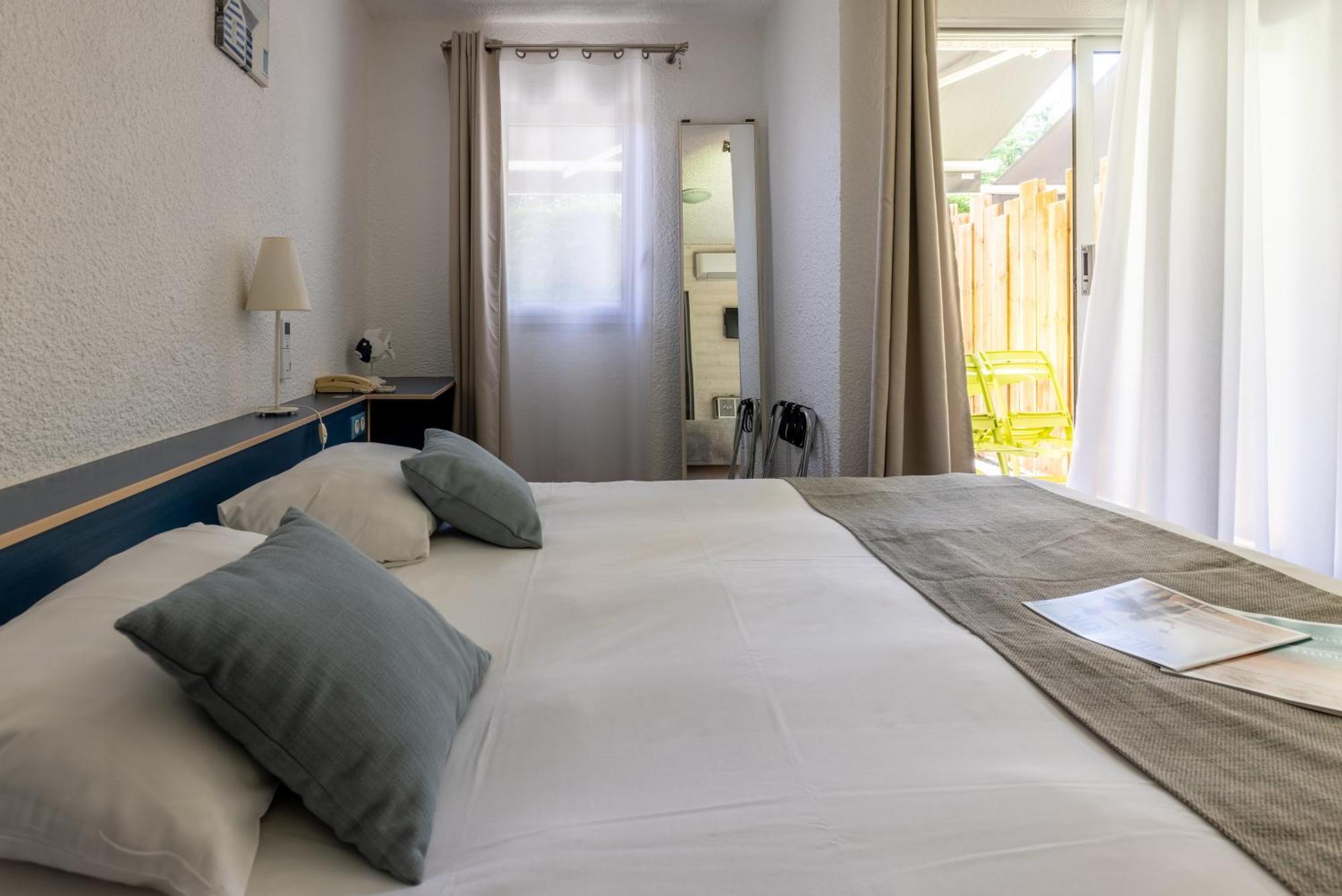 Logis Hotel De La Plage La Cotinière Eksteriør billede