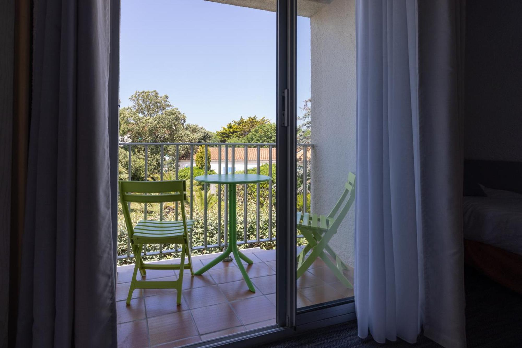 Logis Hotel De La Plage La Cotinière Eksteriør billede