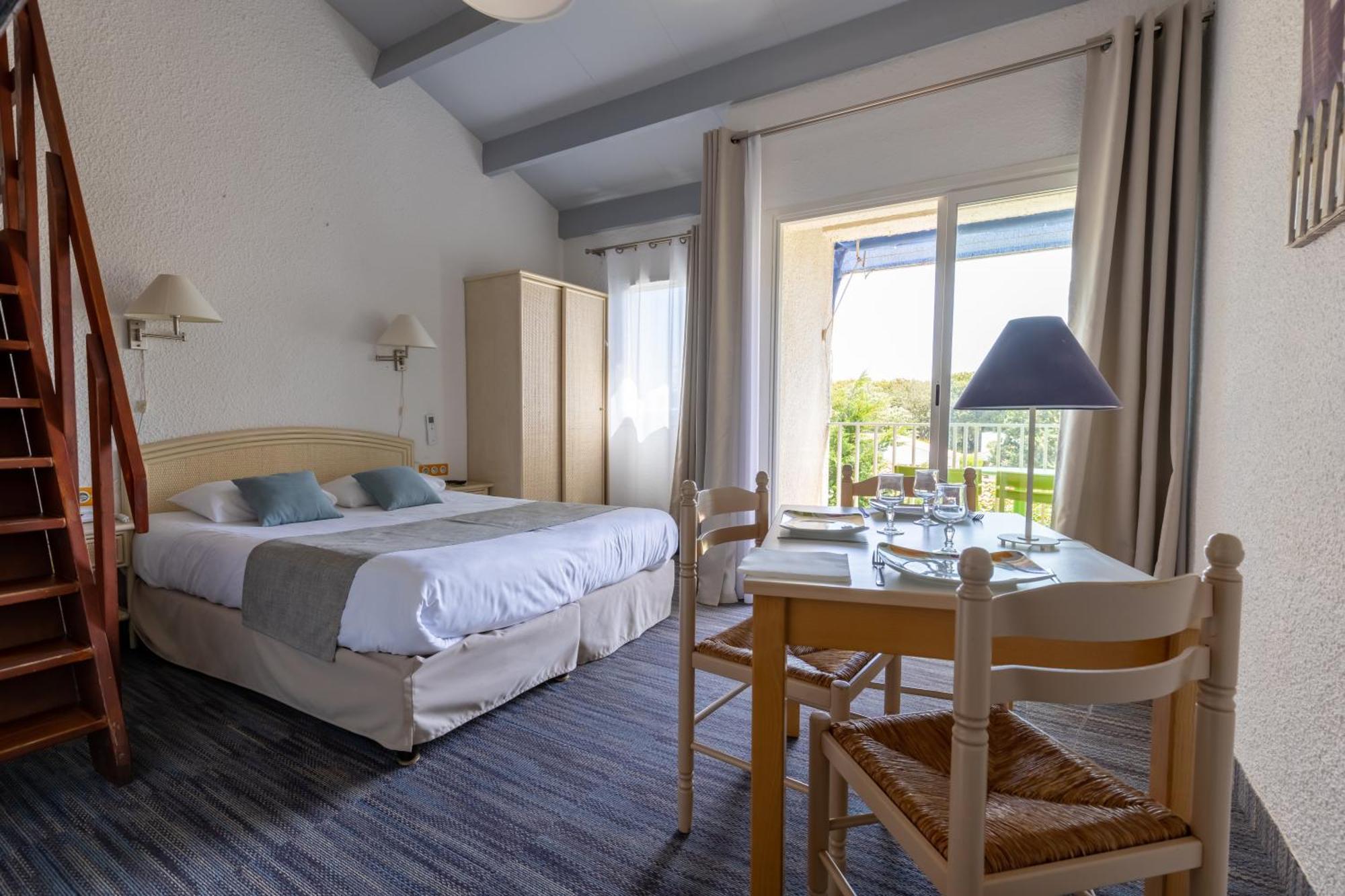 Logis Hotel De La Plage La Cotinière Eksteriør billede